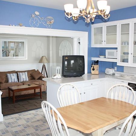 Coast Village Inn And Cottages Wells Habitación foto
